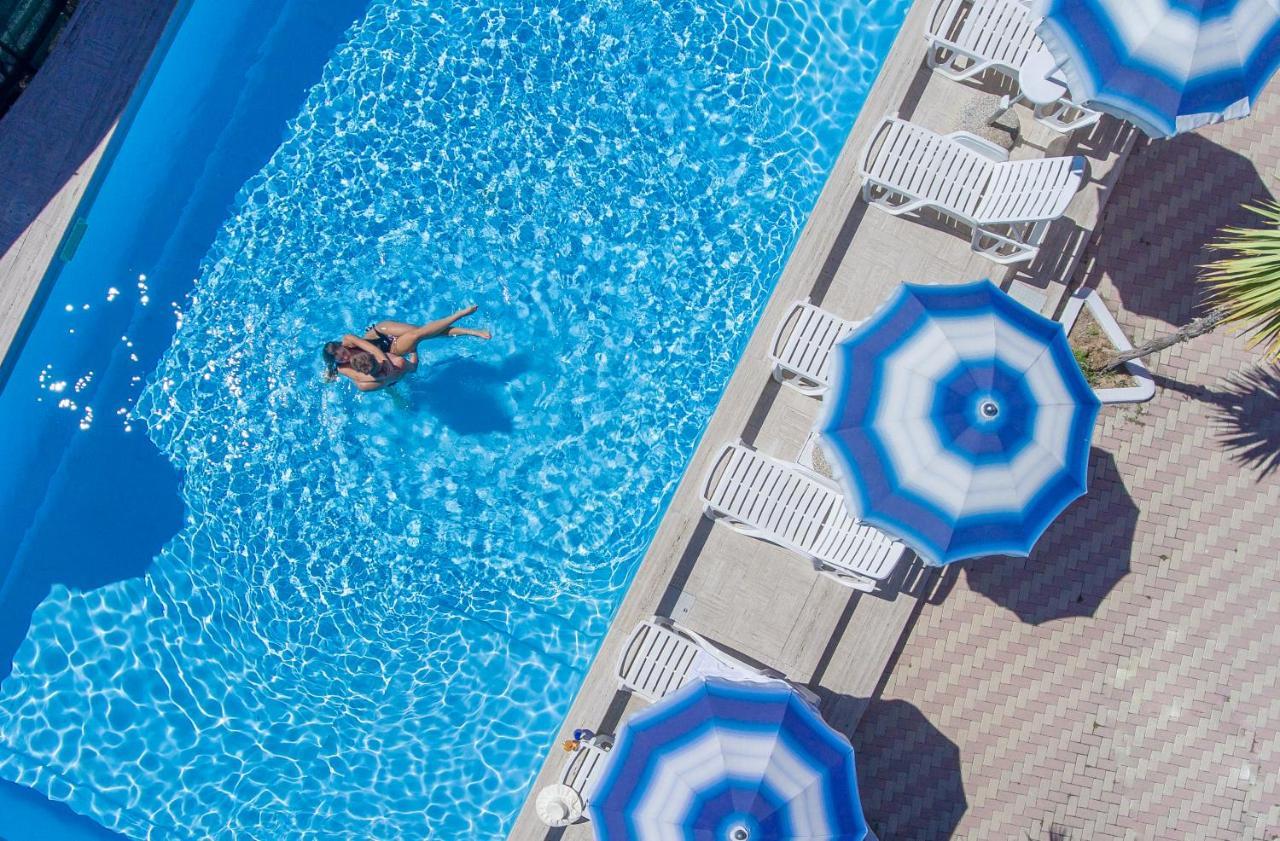 Onda Hotel Silvi Marina Εξωτερικό φωτογραφία