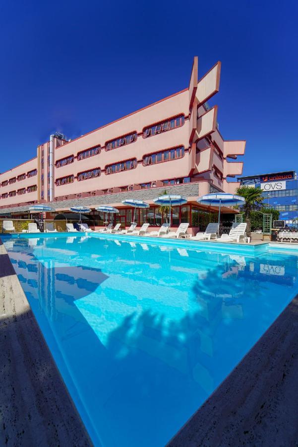 Onda Hotel Silvi Marina Εξωτερικό φωτογραφία