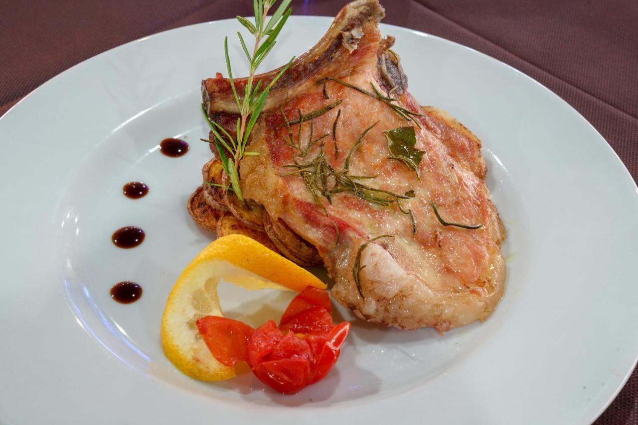 Onda Hotel Silvi Marina Εξωτερικό φωτογραφία