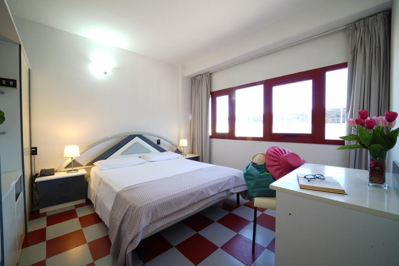 Onda Hotel Silvi Marina Εξωτερικό φωτογραφία